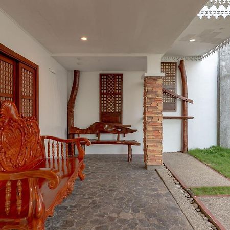 Zen Rooms Casa Lorenzo Legazpi Kültér fotó