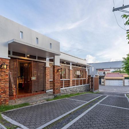 Zen Rooms Casa Lorenzo Legazpi Kültér fotó